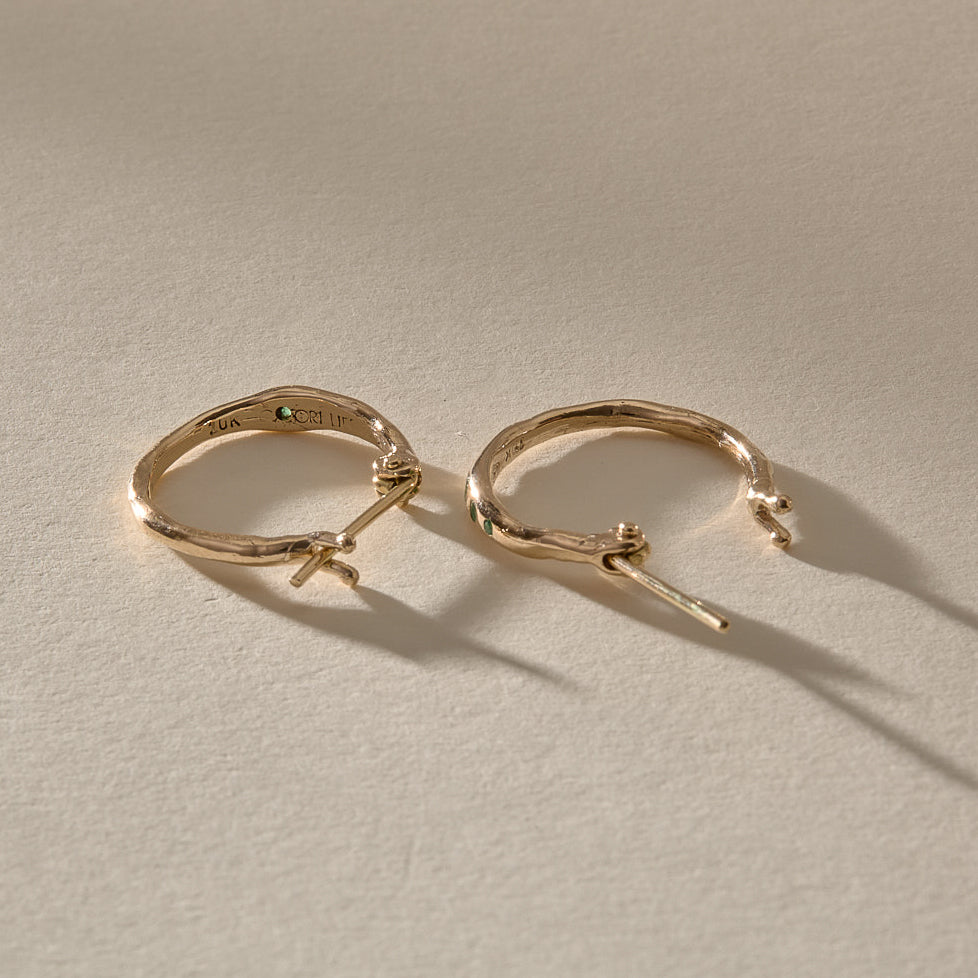 Vida Emerald Hoops | Gold