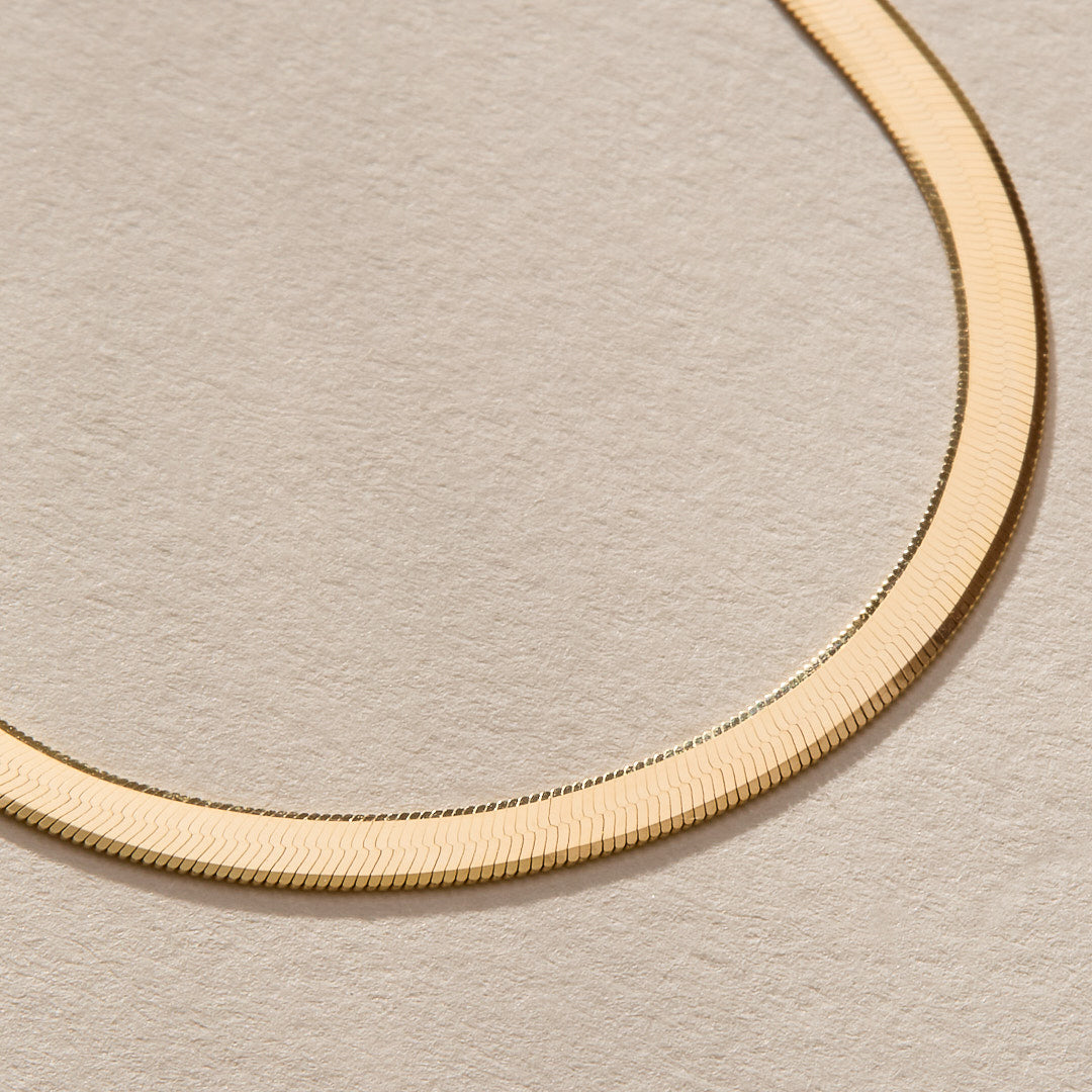 Fehu 2.5mm Herringbone Necklace | Gold