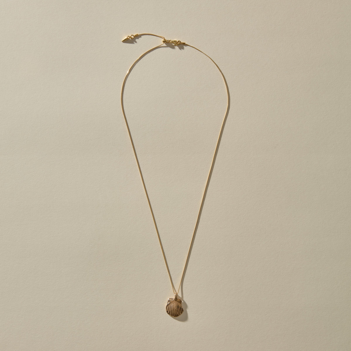 Elysian Shell Necklace | Bronze