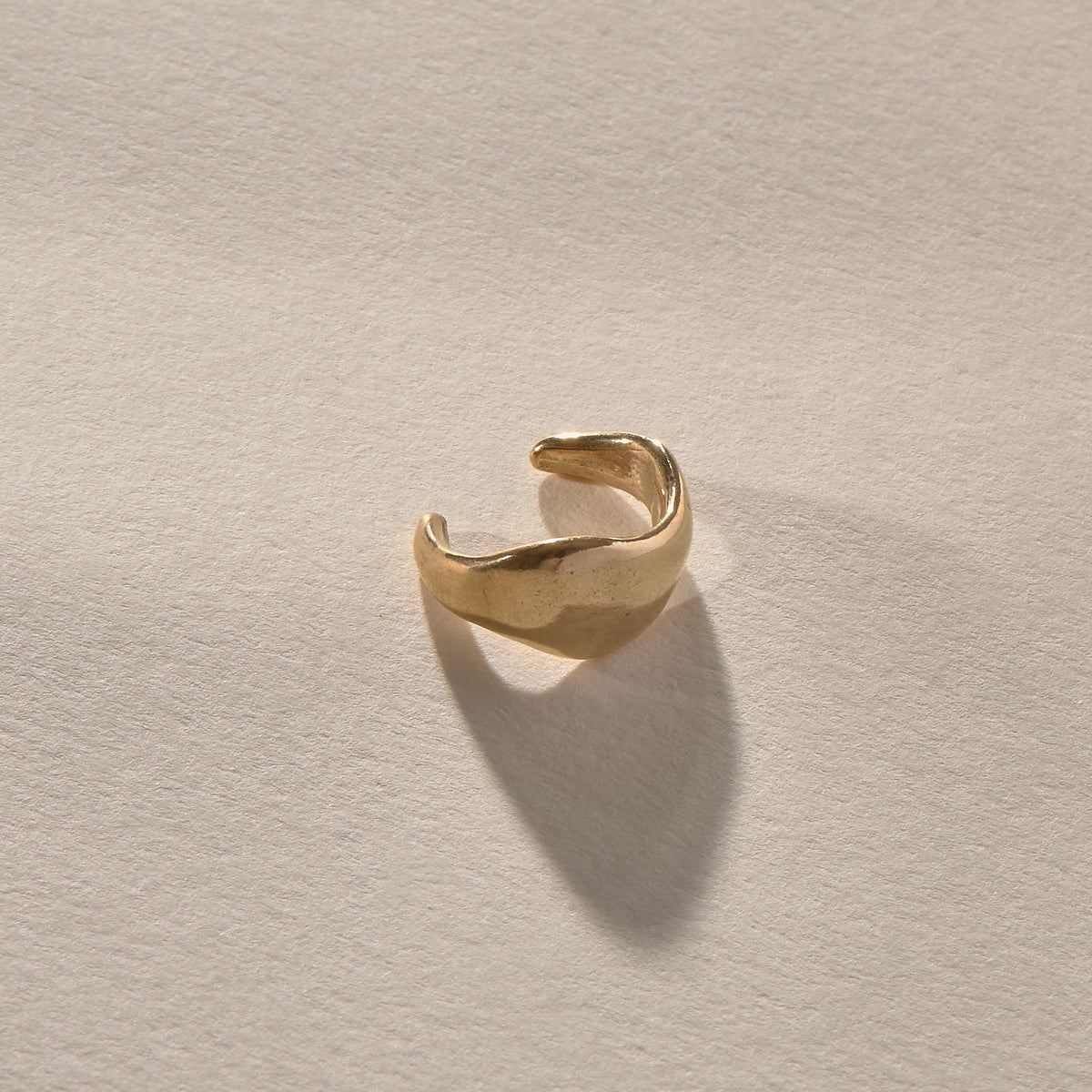 Inanna Ear Cuff | Gold