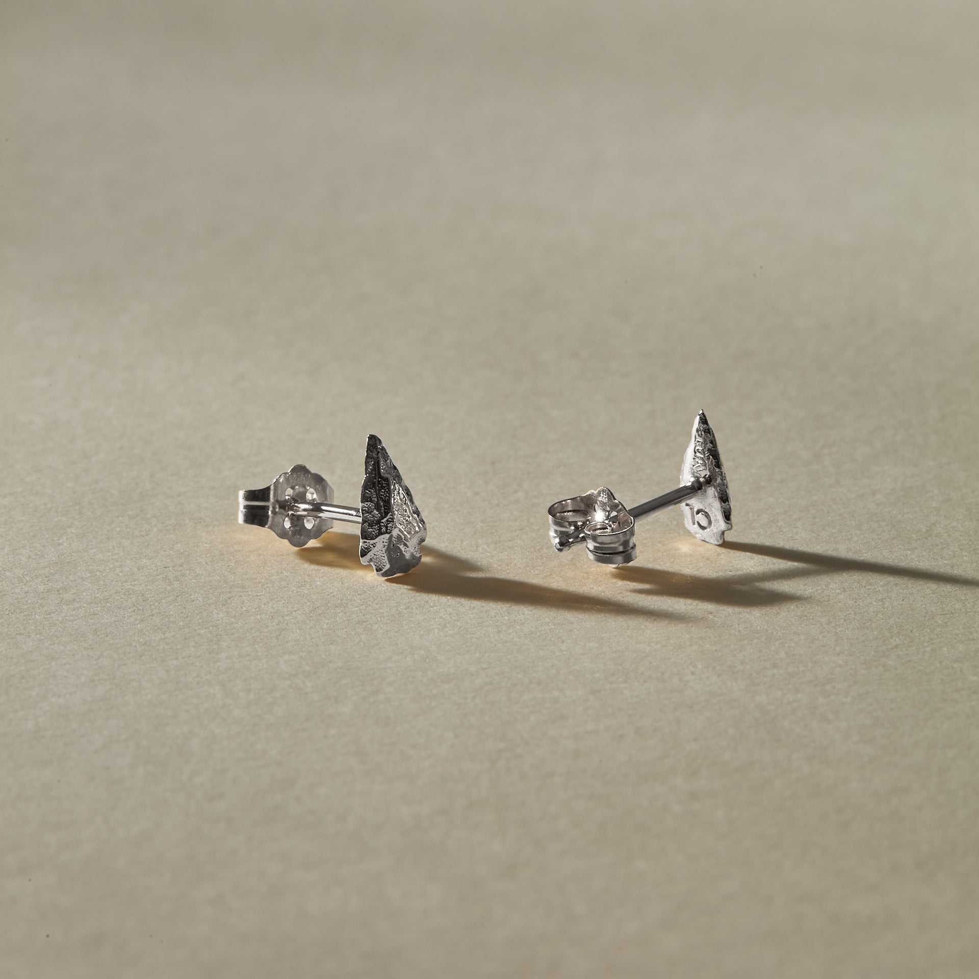 Arrowhead Studs