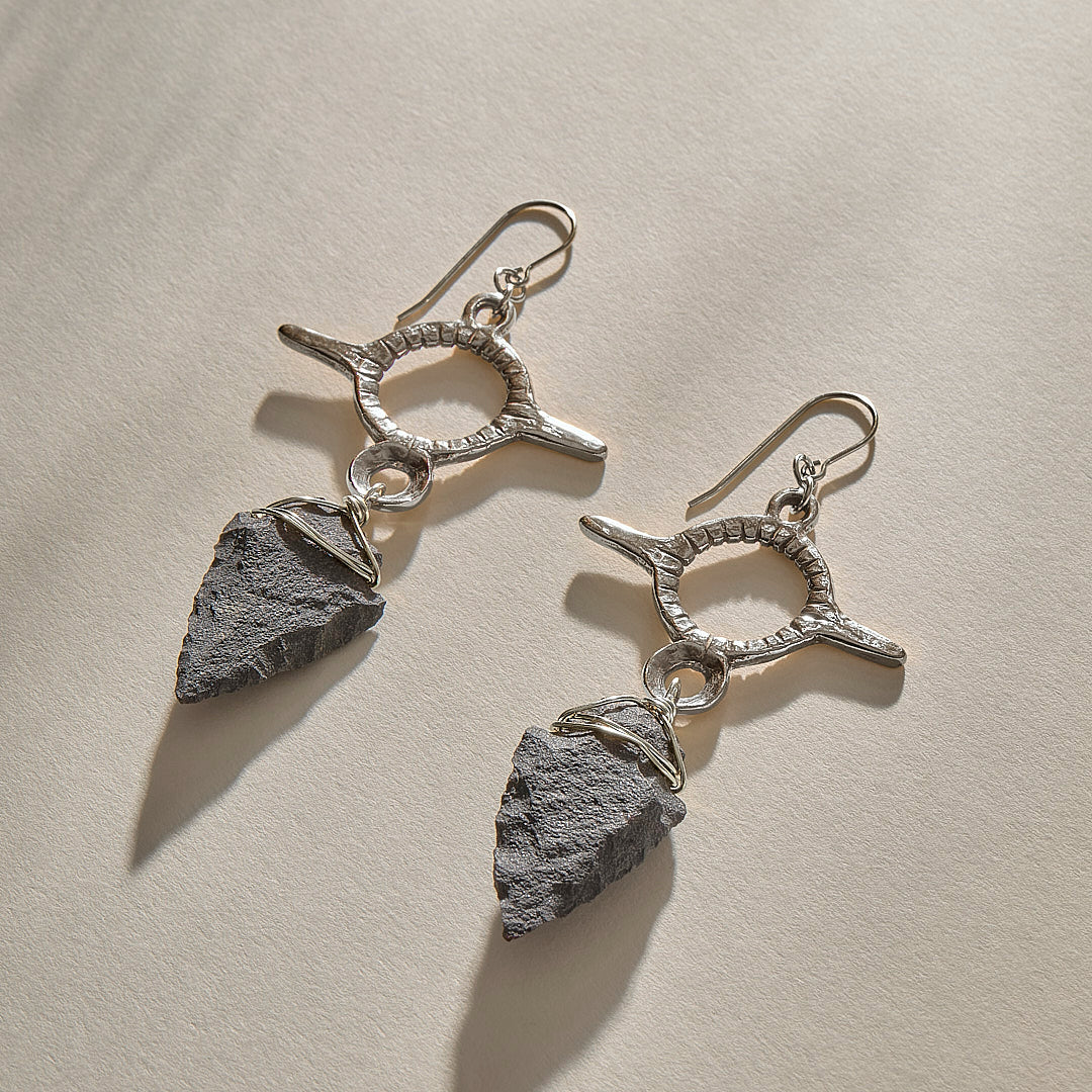 Earth Arrowhead Earrings | Bronze