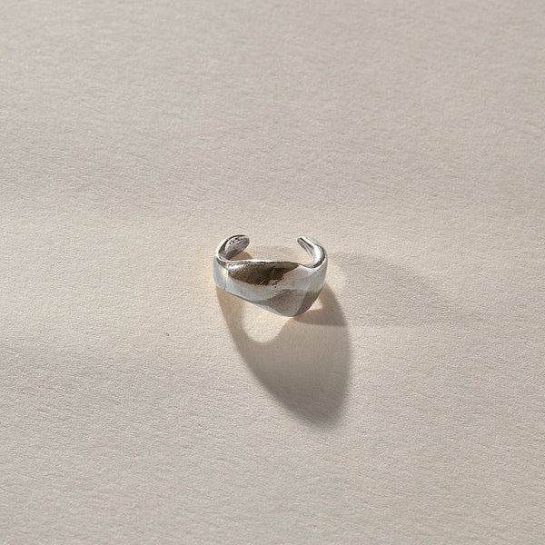 Inanna Ear Cuff | Silver