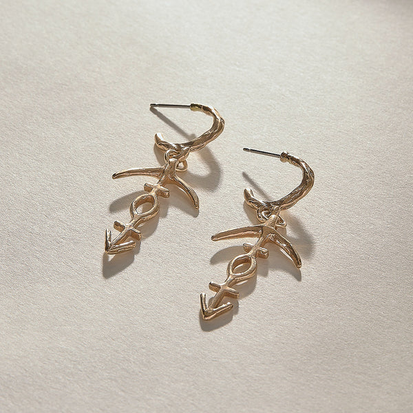 Hoku Charm Hoops | Bronze